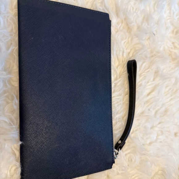 Michael Kors Clutch - Picture 4 of 4